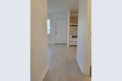 5156 NE 6th Ave #219, Oakland Park, FL 33334 - Photo 2