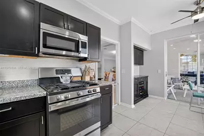 5911 Kelsey Ln, Tamarac, FL 33321 - Photo 16