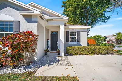 5911 Kelsey Ln, Tamarac, FL 33321 - Photo 2