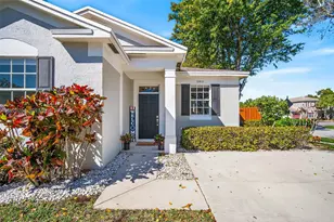 5911 Kelsey Ln, Tamarac, FL 33321 - Photo 2