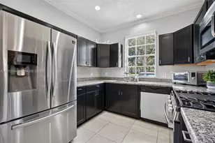 5911 Kelsey Ln, Tamarac, FL 33321 - Photo 14