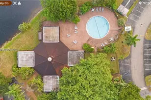 1080 Del Lago Cir, Sunrise, FL 33313 - Photo 18