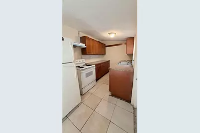 2954 NW 51st Ter #2954, Miami, FL 33142 - Photo 8