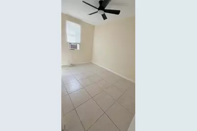 2954 NW 51st Ter #2954, Miami, FL 33142 - Photo 12