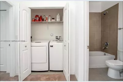 3327 NW 10th Ave, Pompano Beach, FL 33064 - Photo 12