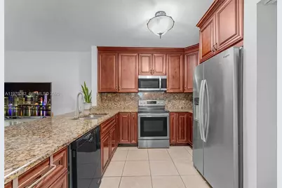 846 SW 148 Th Pl, Miami, FL 33194 - Photo 6