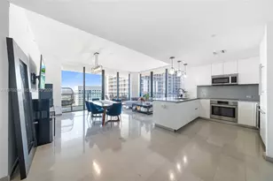 88 SW 7th St, Miami, FL 33130 - Photo 4