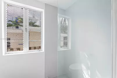 1044 Michigan Ave #30, Miami Beach, FL 33139 - Photo 8