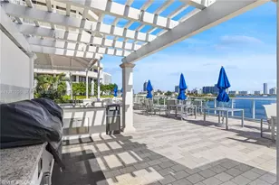 3000 Island Blvd, Aventura, FL 33160 - Photo 34