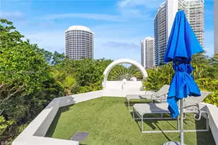 3000 Island Blvd, Aventura, FL 33160 - Photo 34
