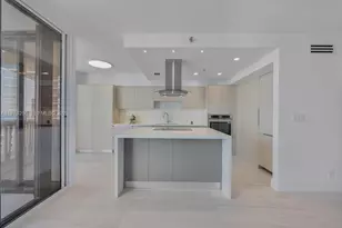 3000 Island Blvd, Aventura, FL 33160 - Photo 12