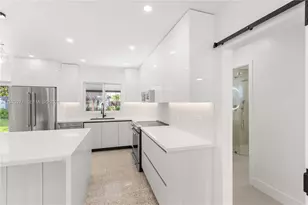 6030 SW 109th Ct, Miami, FL 33173 - Photo 12