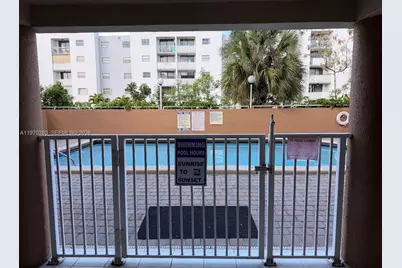 8050 NW 8th St #1307, Miami, FL 33126 - Photo 14