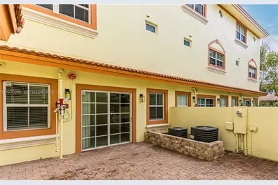 623 NE 8th Ave, Fort Lauderdale, FL 33304 - Photo 6