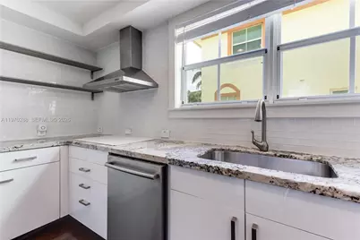 623 NE 8th Ave, Fort Lauderdale, FL 33304 - Photo 14