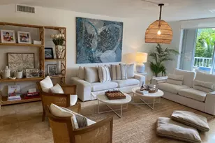 210 Sea View Dr, Key Biscayne, FL 33149 - Photo 4