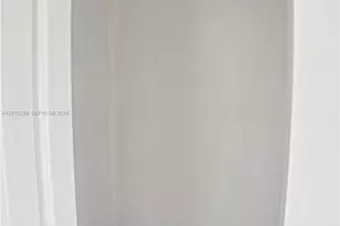 4717 NW 7th St, Miami, FL 33126 - Photo 4