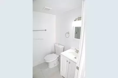 4717 NW 7th St #704-10, Miami, FL 33126 - Photo 16