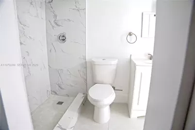 4717 NW 7th St #704-10, Miami, FL 33126 - Photo 12