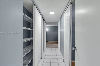 455 S Pine Island Rd #303C, Plantation, FL 33324 - Photo 14