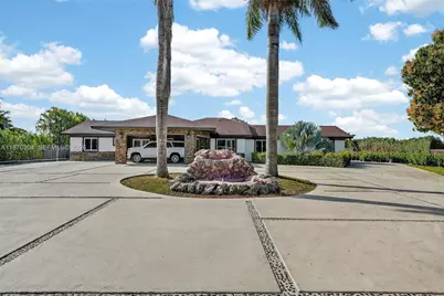 19390 SW 312th St, Homestead, FL 33030 - Photo 2