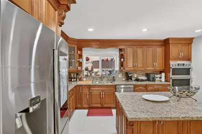 19390 SW 312th St, Homestead, FL 33030 - Photo 12