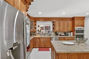 19390 SW 312th St, Homestead, FL 33030 - Photo 12