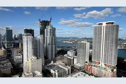 151 SE 1st St #1809, Miami, FL 33131 - Photo 16