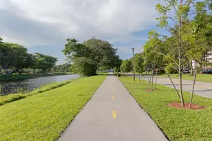 [Address not provided], Pompano Beach, FL 33069 - Photo 38