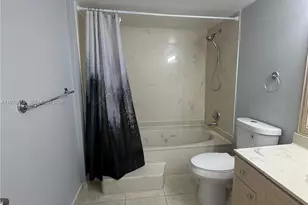 17600 N Bay Rd, Sunny Isles Beach, FL 33160 - Photo 20