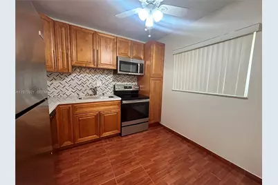 1080 Del Lago Cir #202, Sunrise, FL 33313 - Photo 6