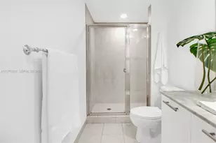 951 Brickell Ave, Miami, FL 33131 - Photo 16