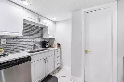 905 Brickell Bay Dr #230, Miami, FL 33131 - Photo 40