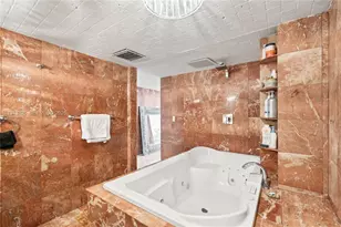 905 Brickell Bay Dr, Miami, FL 33131 - Photo 32