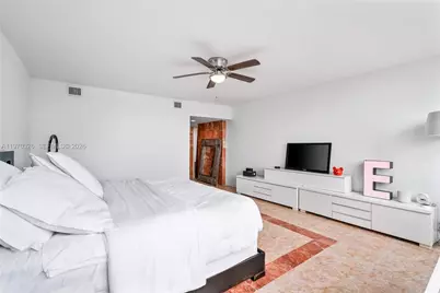 905 Brickell Bay Dr #230, Miami, FL 33131 - Photo 30