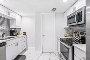 905 Brickell Bay Dr, Miami, FL 33131 - Photo 38