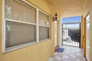 744 NE 14th Ave, Fort Lauderdale, FL 33304 - Photo 26