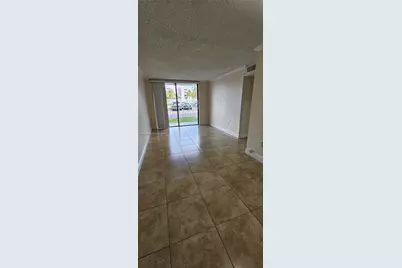 8145 NW 7th St #114, Miami, FL 33126 - Photo 6