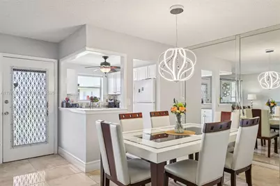 804 SE 7th St #402, Deerfield Beach, FL 33441 - Photo 1