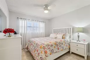 804 SE 7th St, Deerfield Beach, FL 33441 - Photo 18