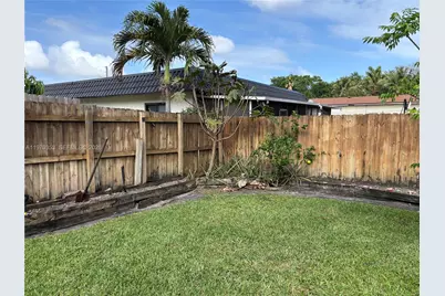 5632 Hayes St, Hollywood, FL 33021 - Photo 36
