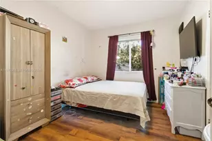 380 NW 133rd St, North Miami, FL 33168 - Photo 24