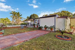 380 NW 133rd St, North Miami, FL 33168 - Photo 8