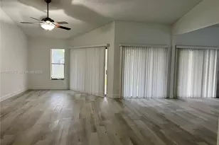 6641 NW 52nd St, Coral Springs, FL 33067 - Photo 2