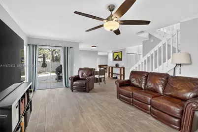 4700 Grapevine Way, Davie, FL 33331 - Photo 8