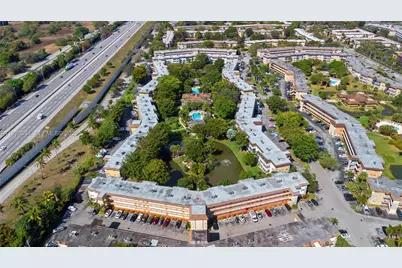 5121 W Oakland Park Blvd #304, Lauderdale Lakes, FL 33313 - Photo 42