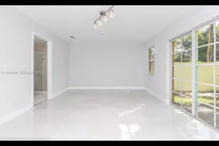 621 NE 8th Ave, Fort Lauderdale, FL 33304 - Photo 22