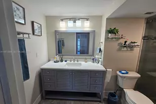 300 Bayview Dr, Sunny Isles Beach, FL 33160 - Photo 10