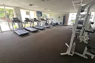 300 Bayview Dr, Sunny Isles Beach, FL 33160 - Photo 18