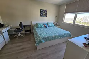 300 Bayview Dr, Sunny Isles Beach, FL 33160 - Photo 8